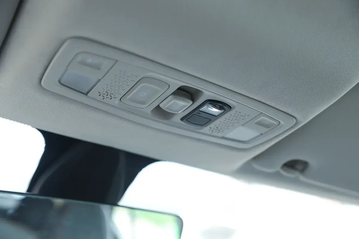 JETOUR X50 — detalle de diseño y confort