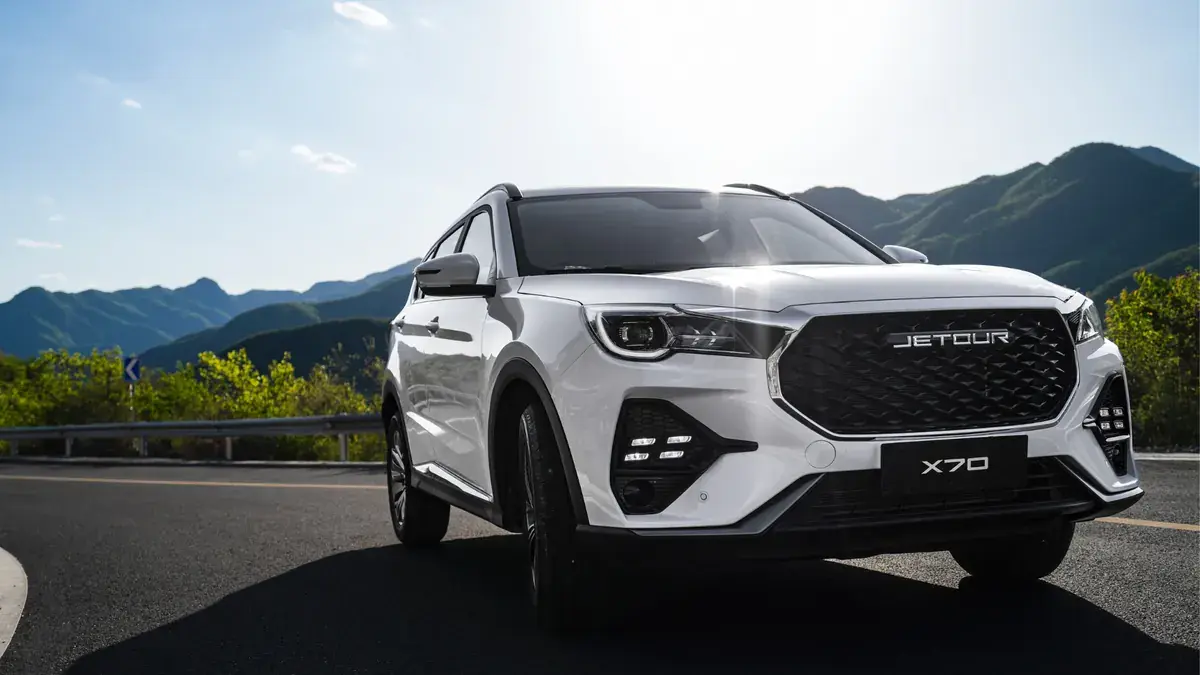 JETOUR X70 — detalle de diseño y confort